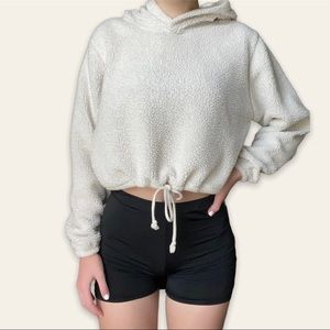 Cropped Sherpa hoodie